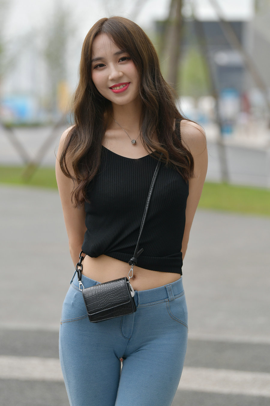 图片[1]-紧身牛仔裤女孩J3808 276P-3.31GB-喵图库