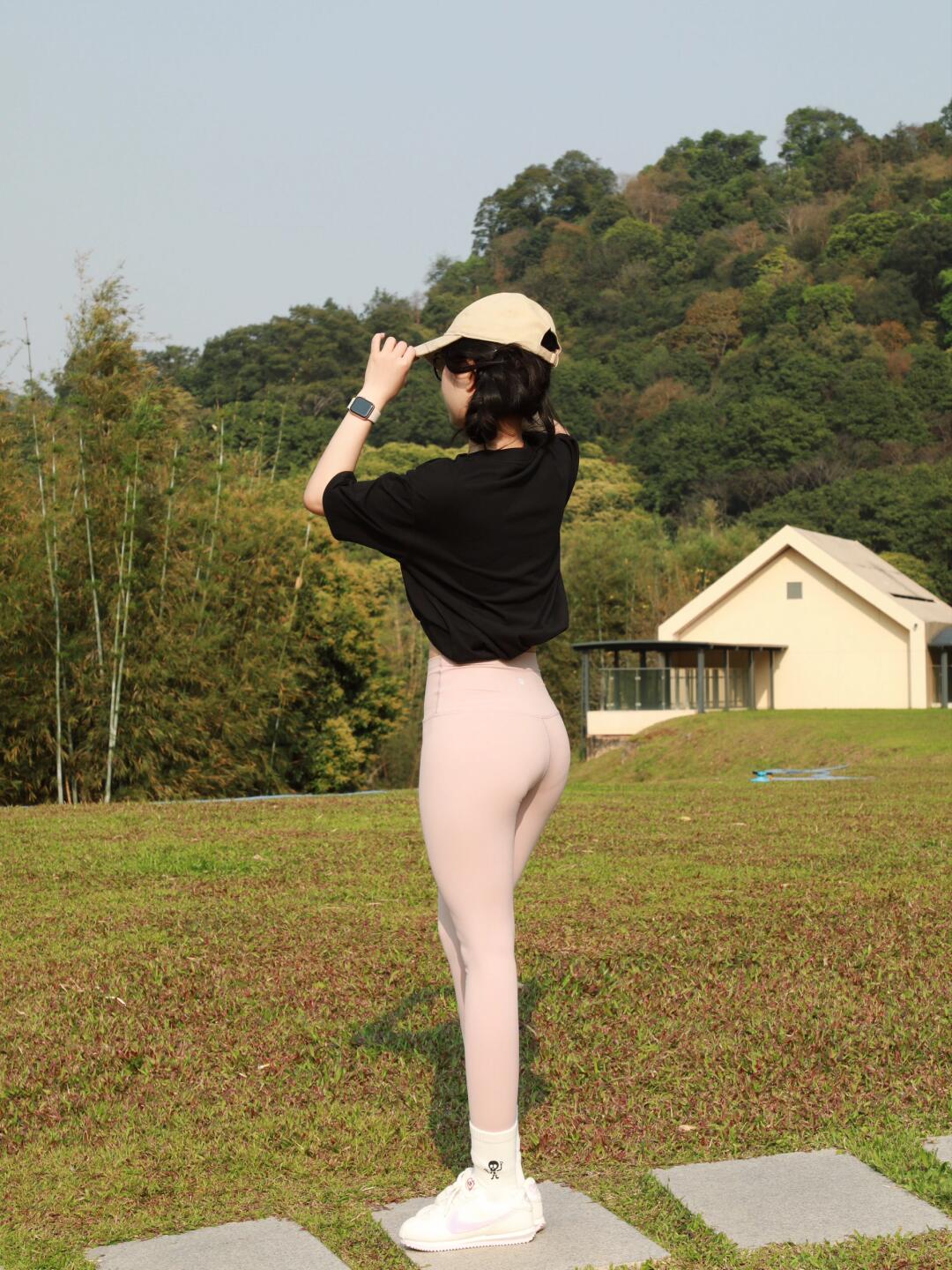 图片[2]-喜欢瑜伽的阳光快乐女孩【135P】04042-喵图库