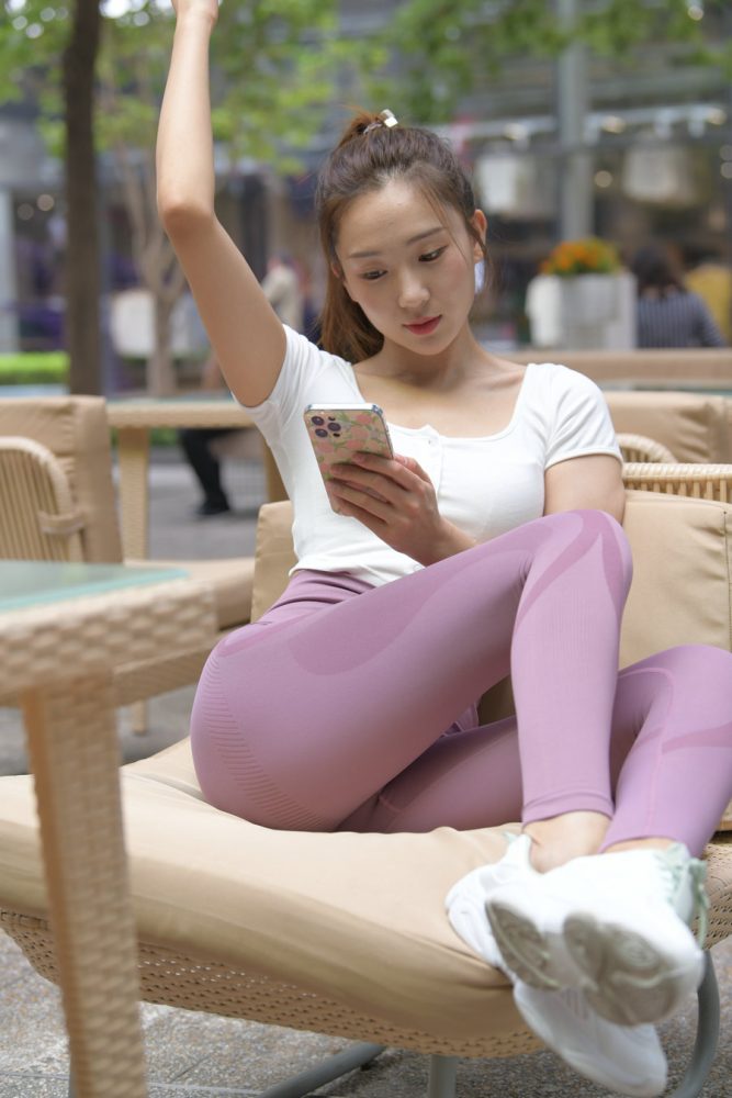 图片[6]-香芋色瑜伽裤高马尾漂亮女孩J2206 545P1V-19.1GB-喵图库