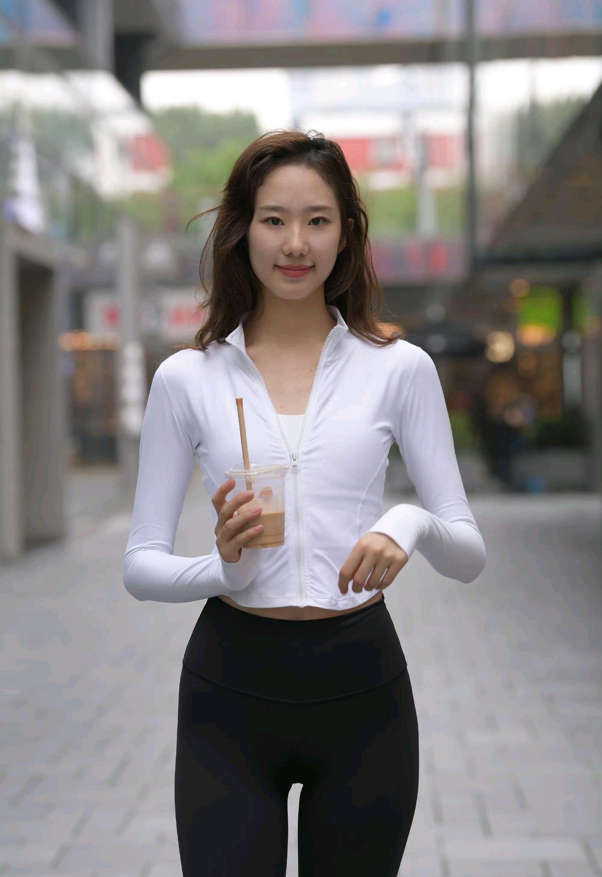 图片[2]-像刘亦菲的黑色瑜伽裤女孩J2237 340P1V-14.8GB-喵图库