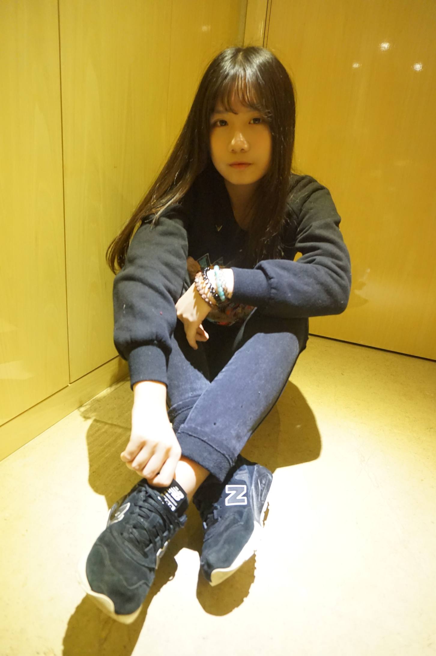 图片[2]-齐刘海的长发女孩【70P】20016-喵图库