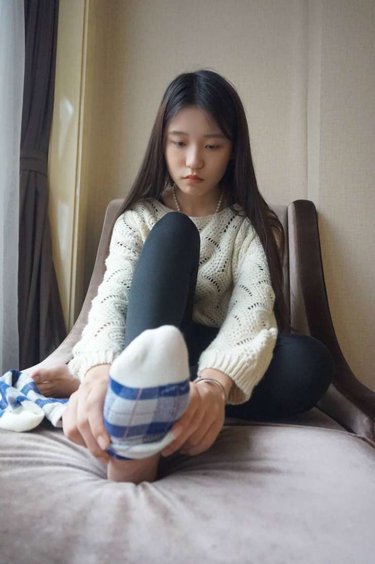 图片[5]-眼神很清澈的赤脚女孩【59P】20020-喵图库