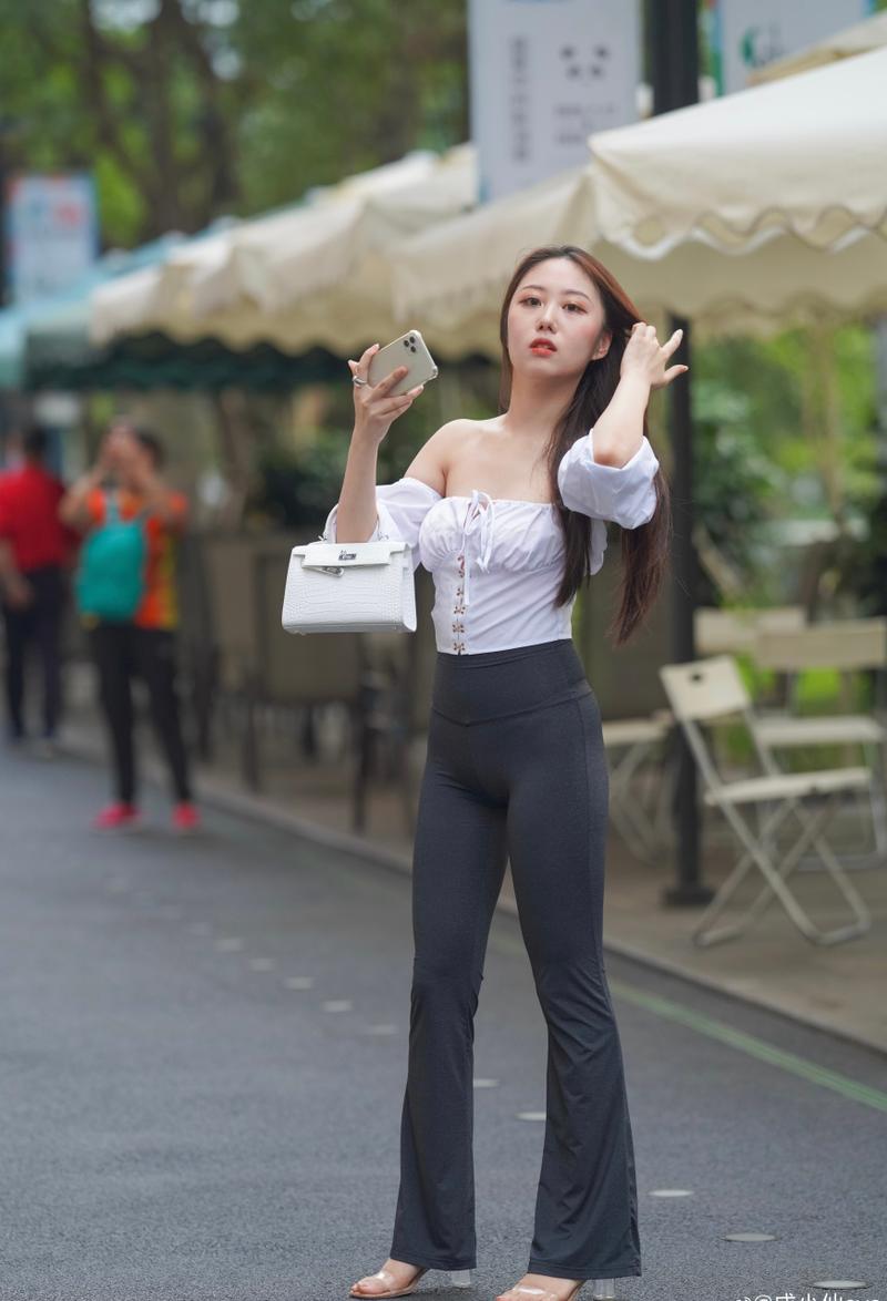 图片[2]-身材非常哇塞的瑜伽裤女孩  J1333 521P6V-21.6GB-喵图库
